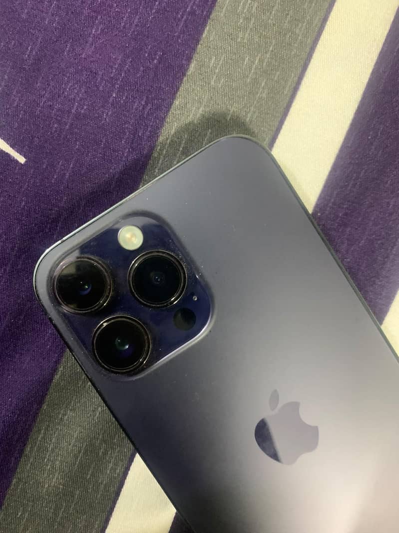 Apple iPhone 14 Pro Max 3