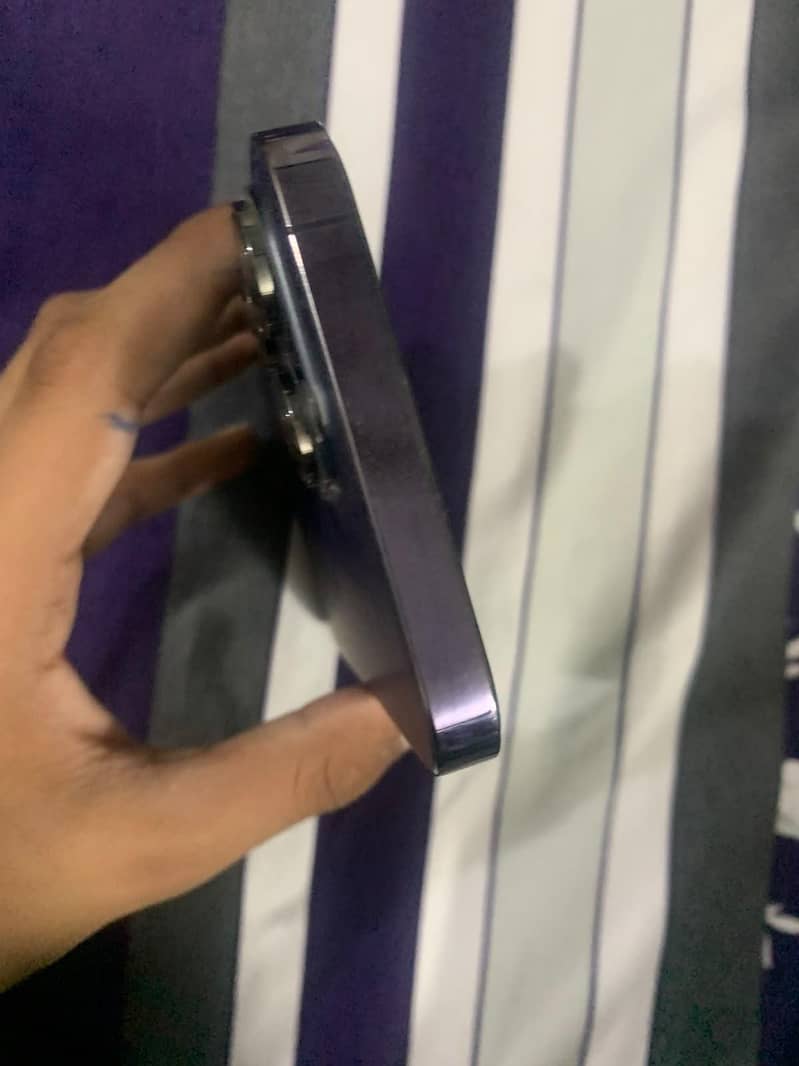 Apple iPhone 14 Pro Max 4