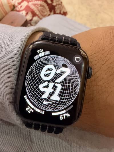 Apple Watch Series 9, 9/10 Condition With Box , Orignal Charger .