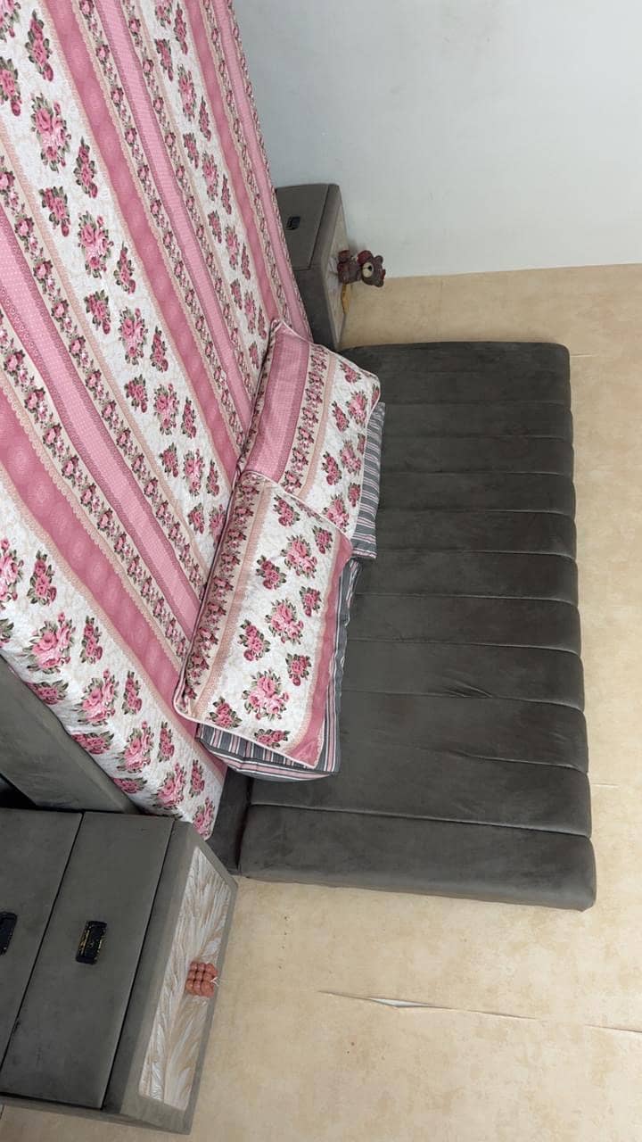 Grey Bed 1