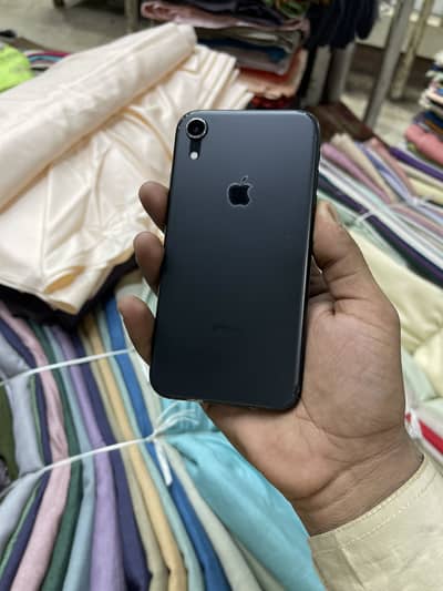 Apple iPhone XR dual Pta proved 64 Gb