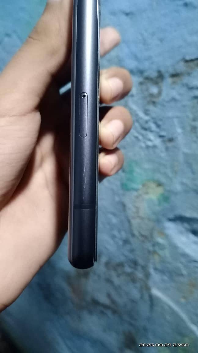 Google Pixel 7a 12