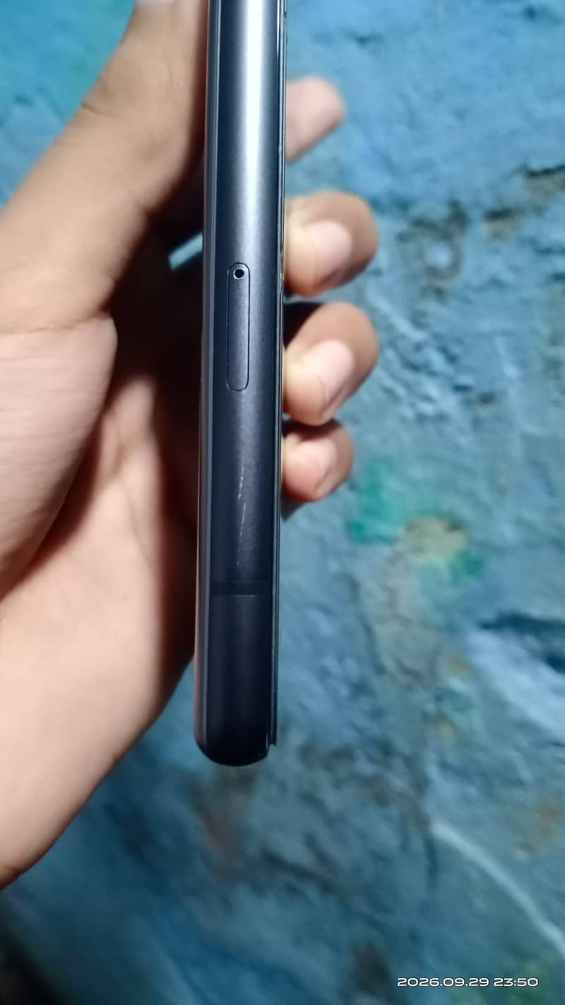 Google Pixel 7a 13