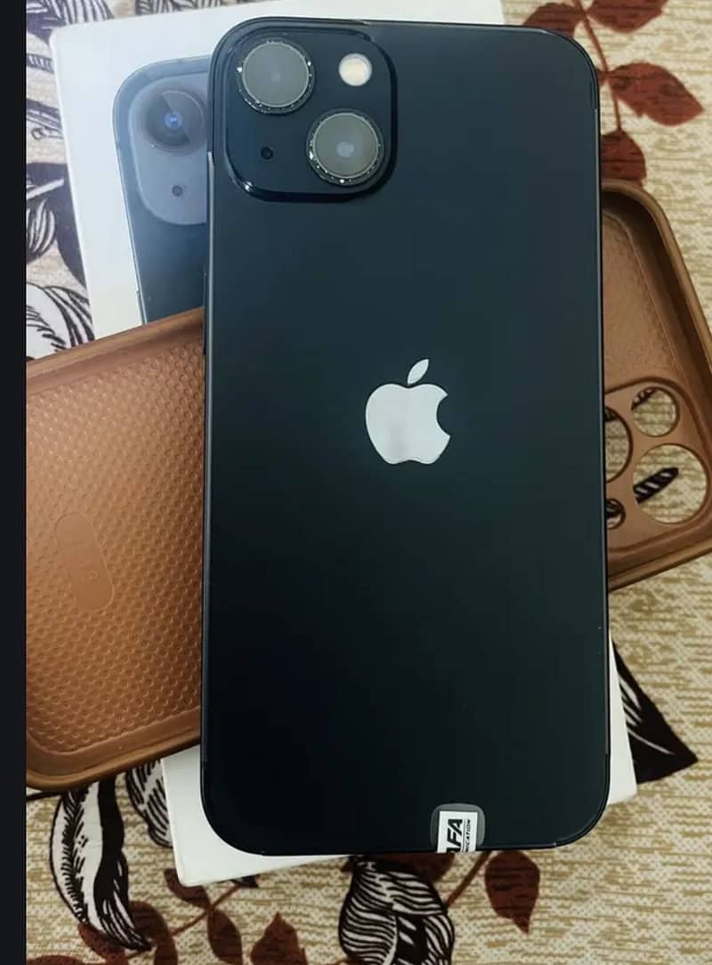 Apple iPhone 13 0