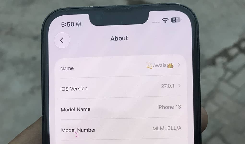 Apple iPhone 13 4