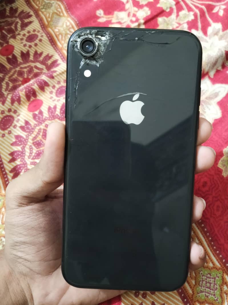 Apple iPhone XR 1