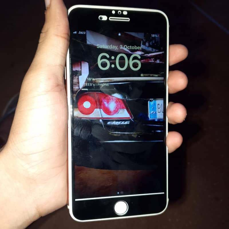 Apple iPhone 8 Plus 0