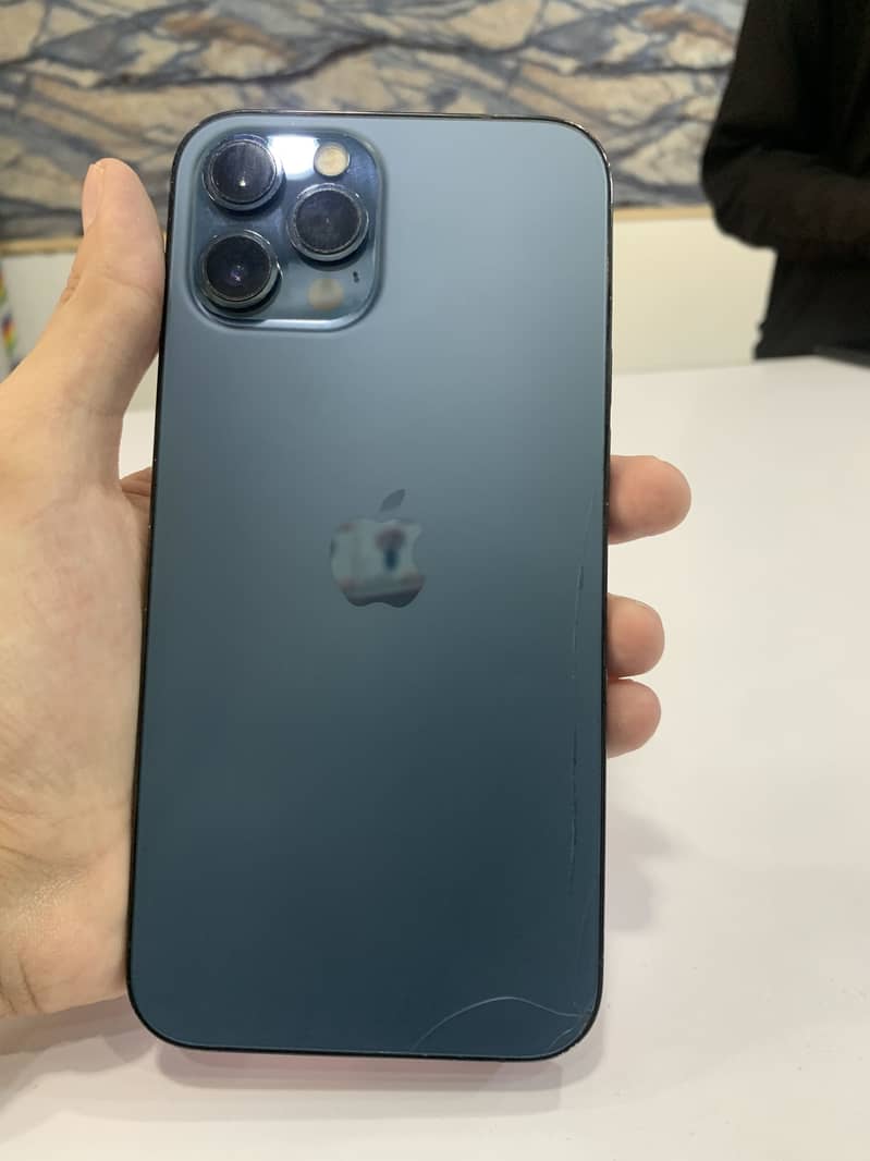 Apple iPhone 12 Pro Max 3