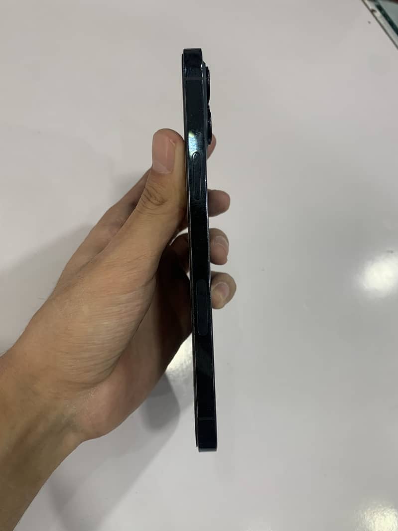 Apple iPhone 12 Pro Max 5