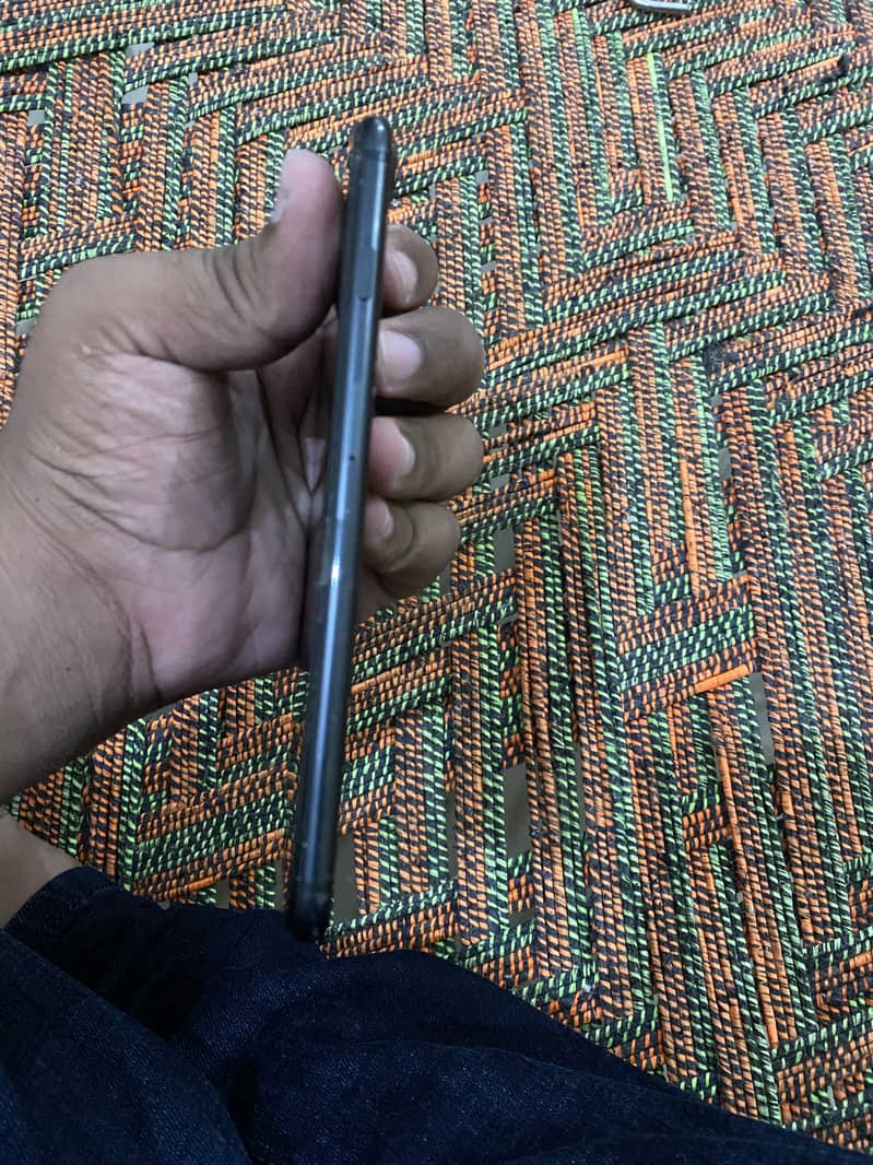 Apple iPhone 7 plus sim glicth 0