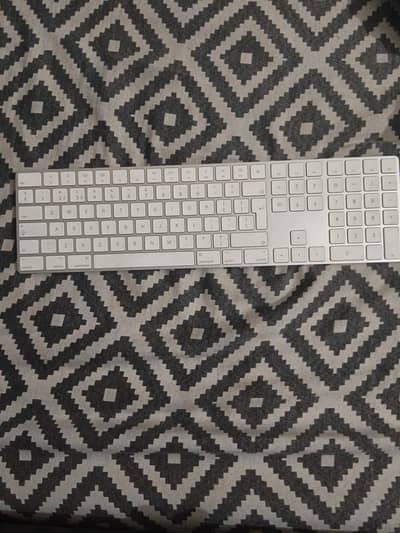 Apple Magic Keyboard with Numeric Keypad (A1843) - Original