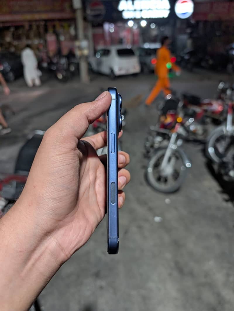 Apple iPhone 17 Pro 1