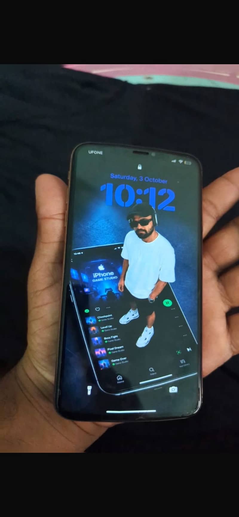 Apple iPhone XS Max 5
