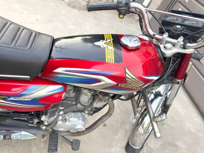 Honda 125 2022 model brand new condition total genuine