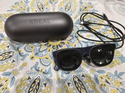 XREAL 1S AR Glasses – 120Hz – Excellent Condition