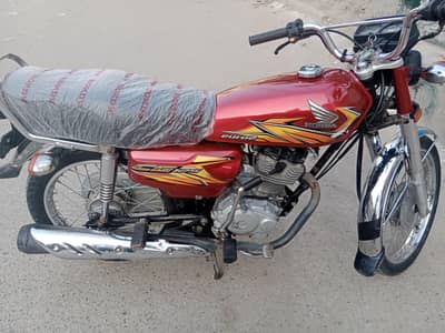 Honda 125. cc model 2021 Hyderabad Number first owner