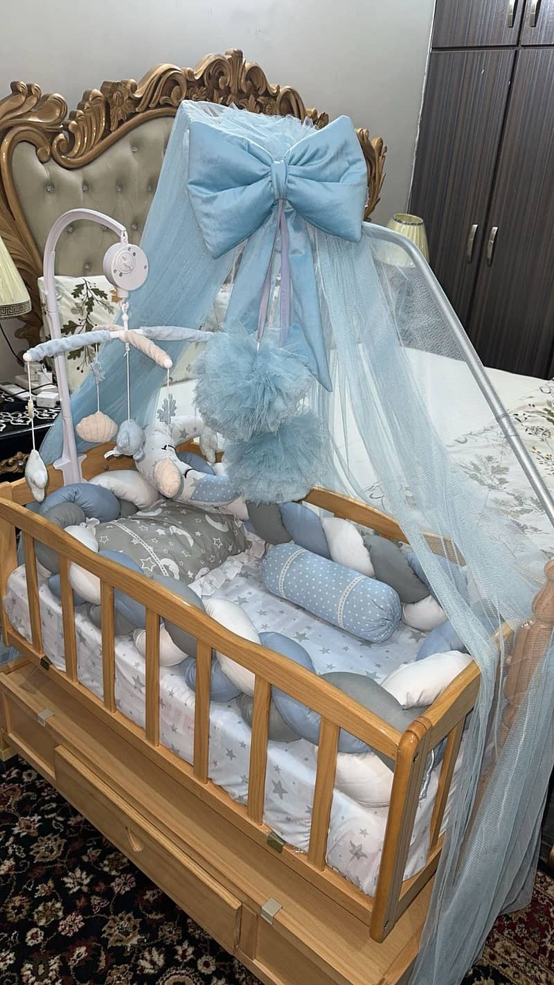 Baby cot 0