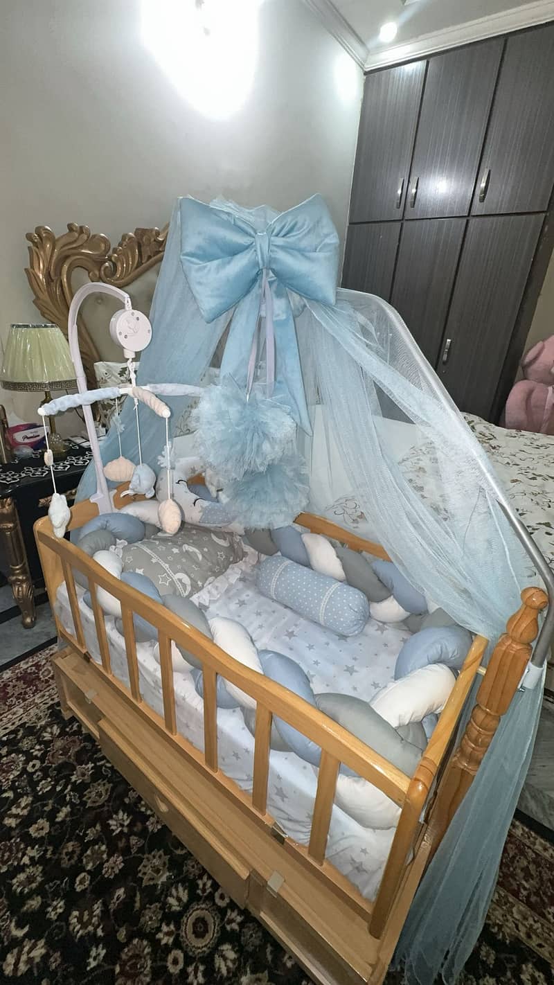 Baby cot 1