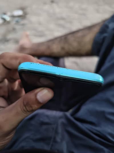 Infinix Hot 20i