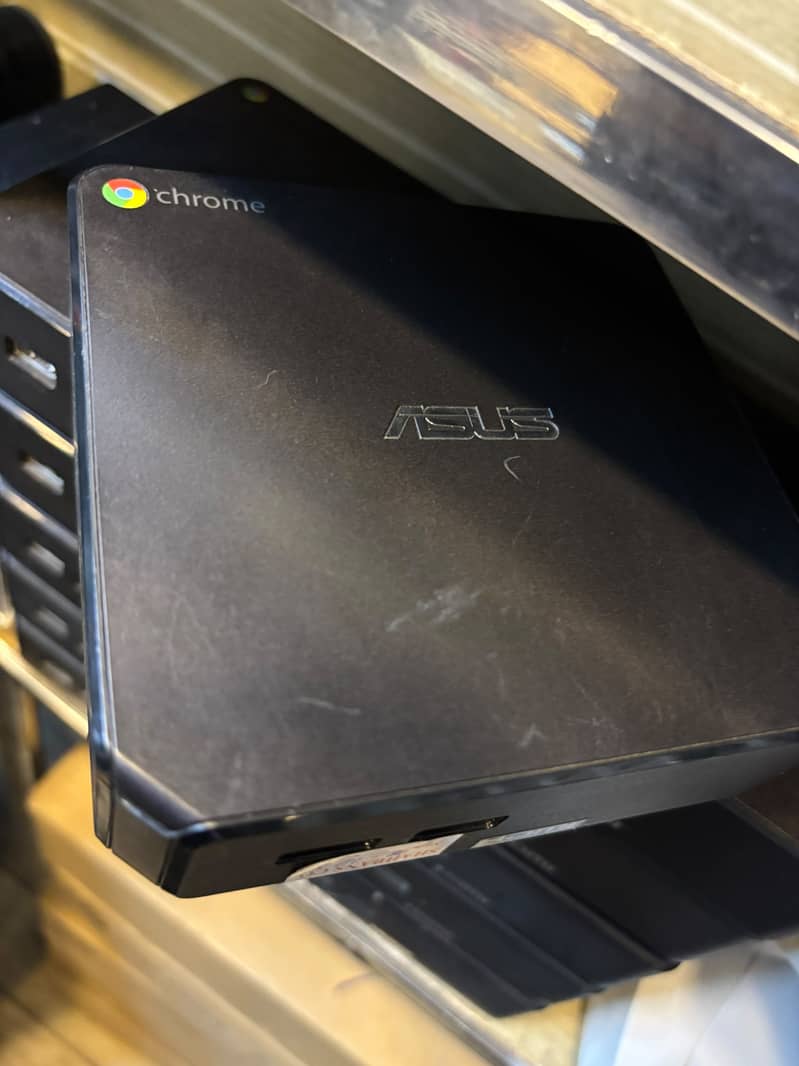 ASUS mini PCs 4