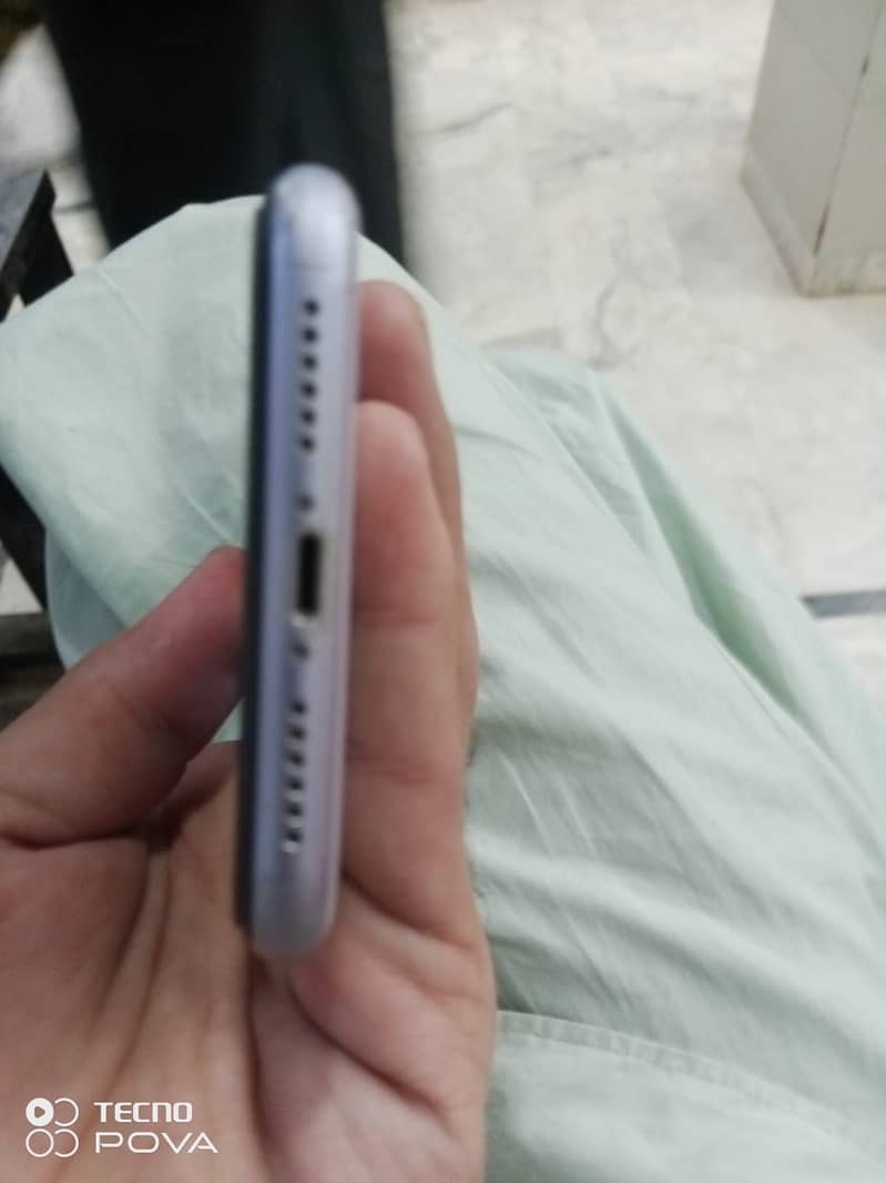 Apple iPhone 11 1