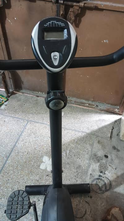 apollo bike / exercise cycle/ upright bike