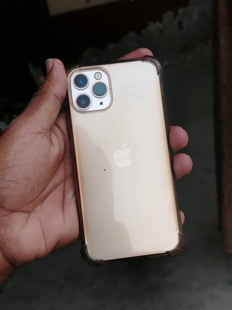 Apple iPhone 11 Pro 0