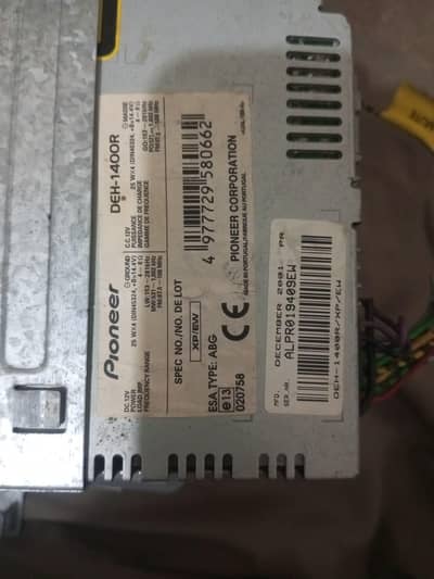 Pioneer DEH-1400R Car Stereo Model: 2001