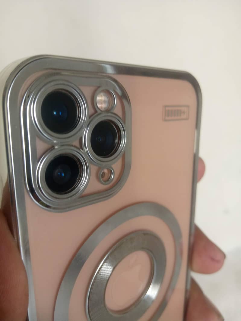 Apple iPhone 11 Pro 0