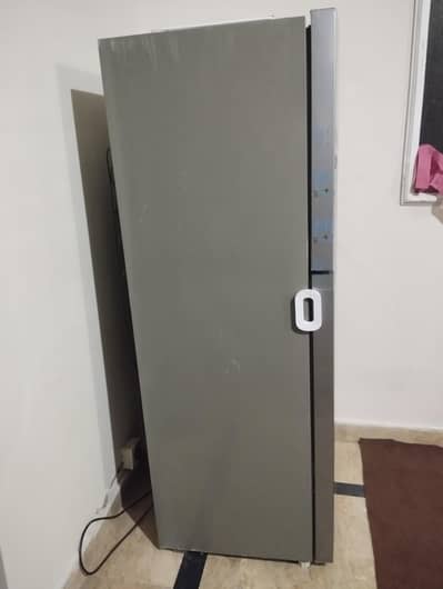 10 by 10 full size Haier Fridge. Never repaired.