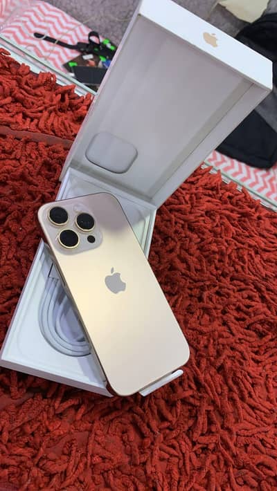 Apple iPhone 16 Pro Max