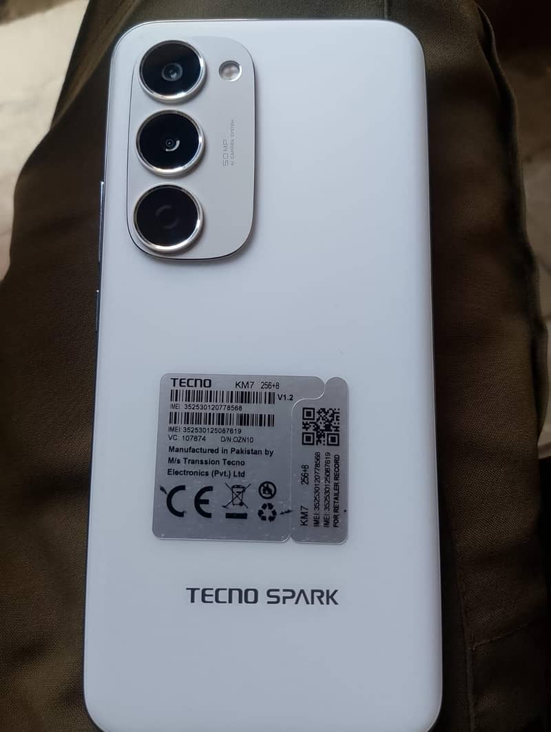 Tecno Spark  40 Pro + 0