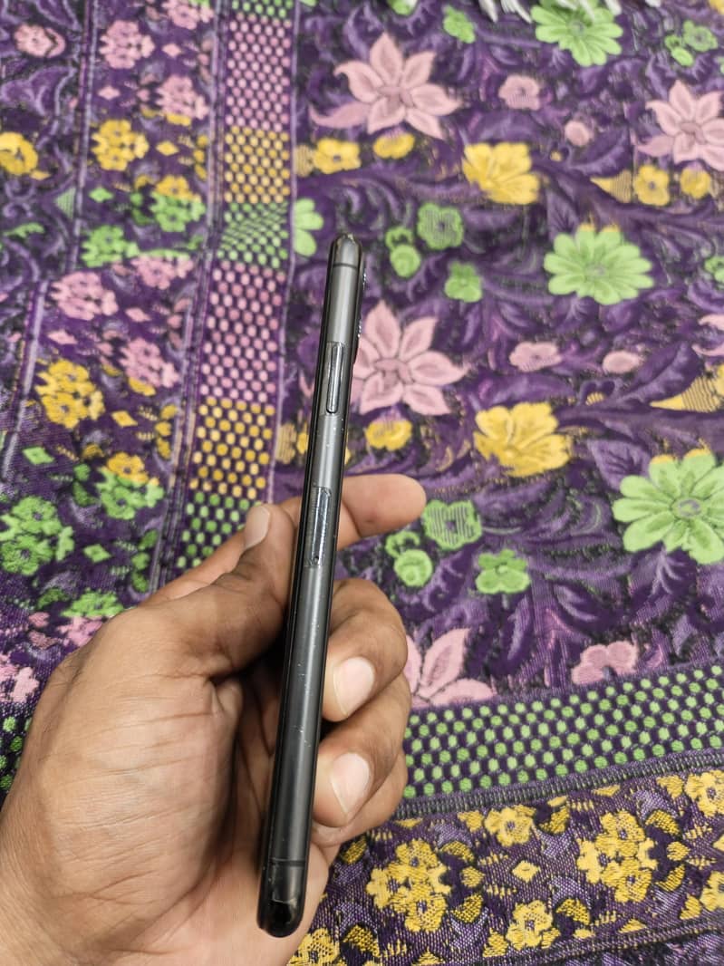 Apple iPhone 11 Pro Max 256 4