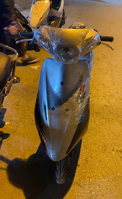 Scooty for Sale | Excellent Condition | Rs. 100,000