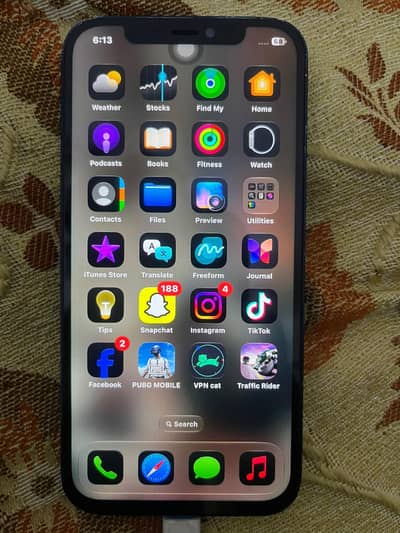 Apple iPhone 12