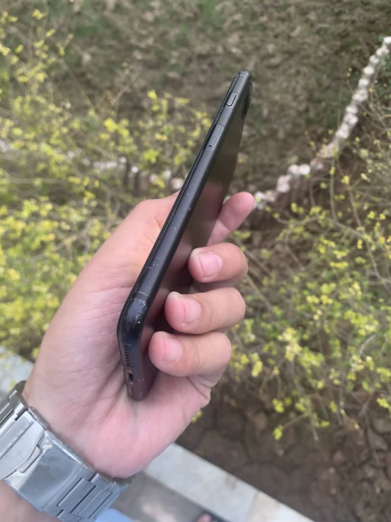 iPhone 7plus 128gb 3