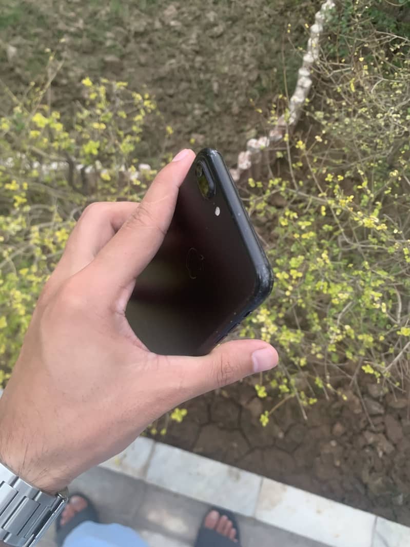 iPhone 7plus 128gb 4