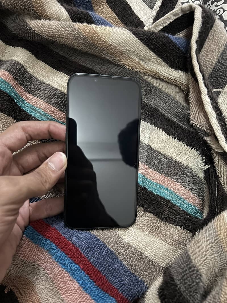 Apple iPhone 14 5