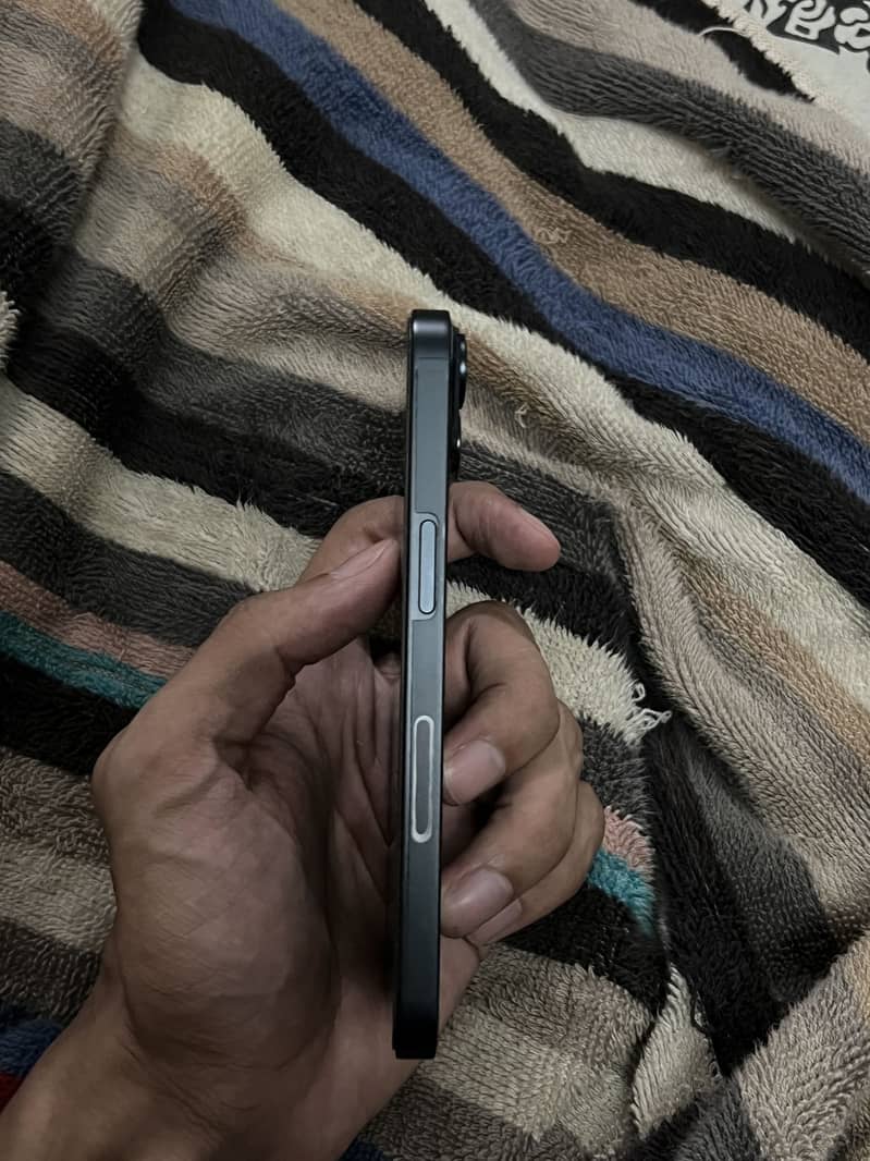 Apple iPhone 14 6
