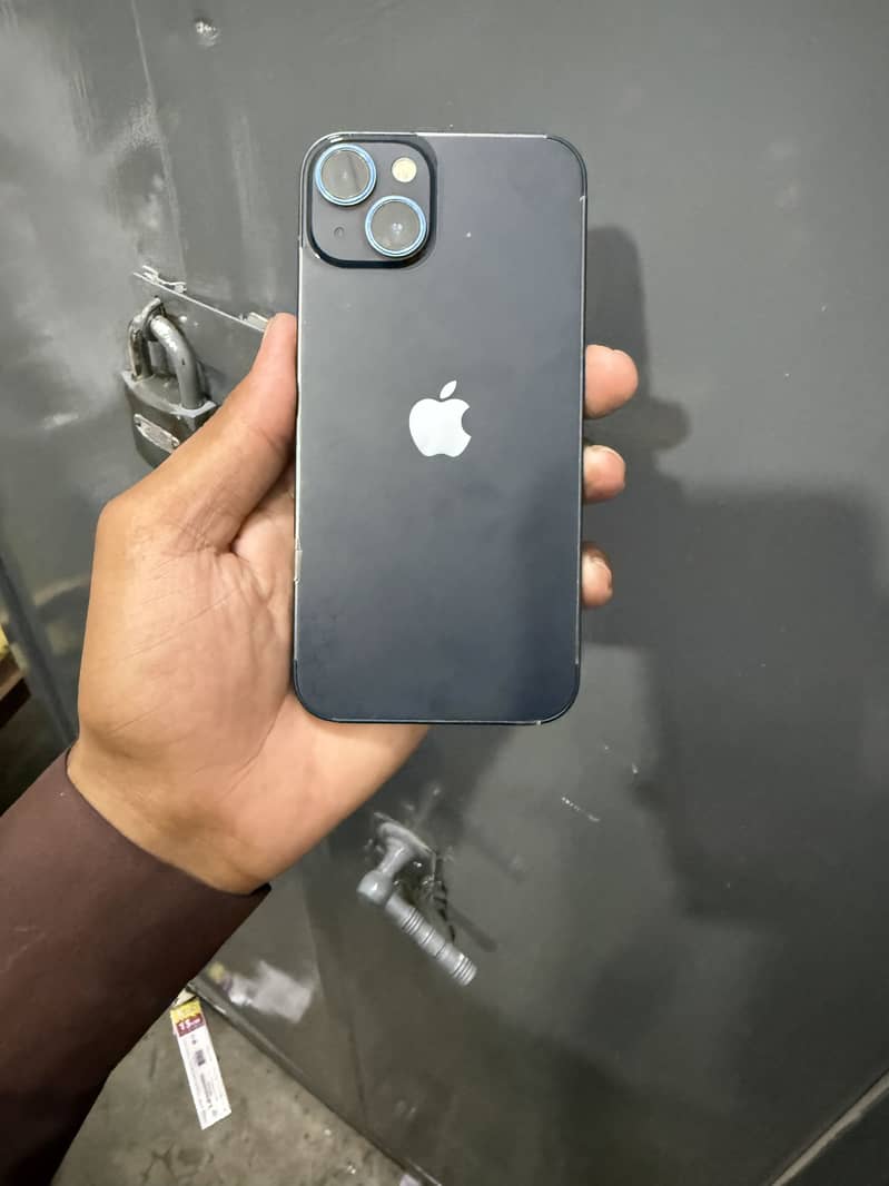 Apple iPhone 13 0