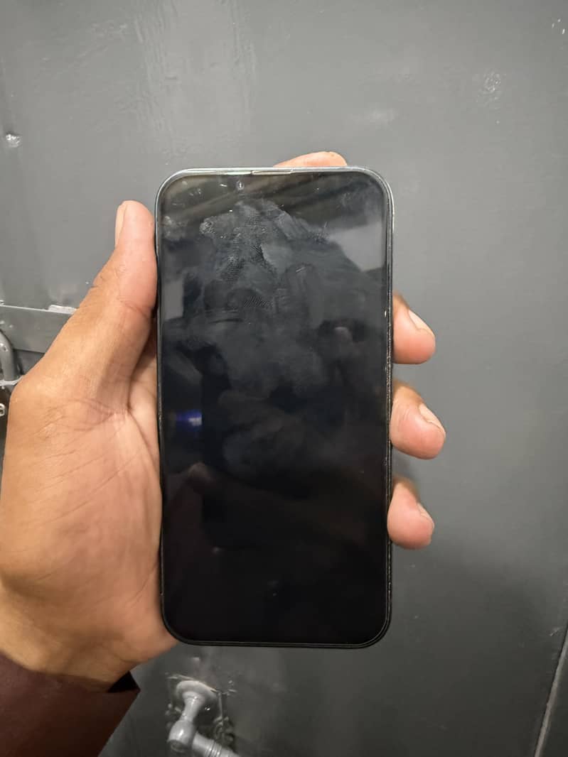 Apple iPhone 13 3