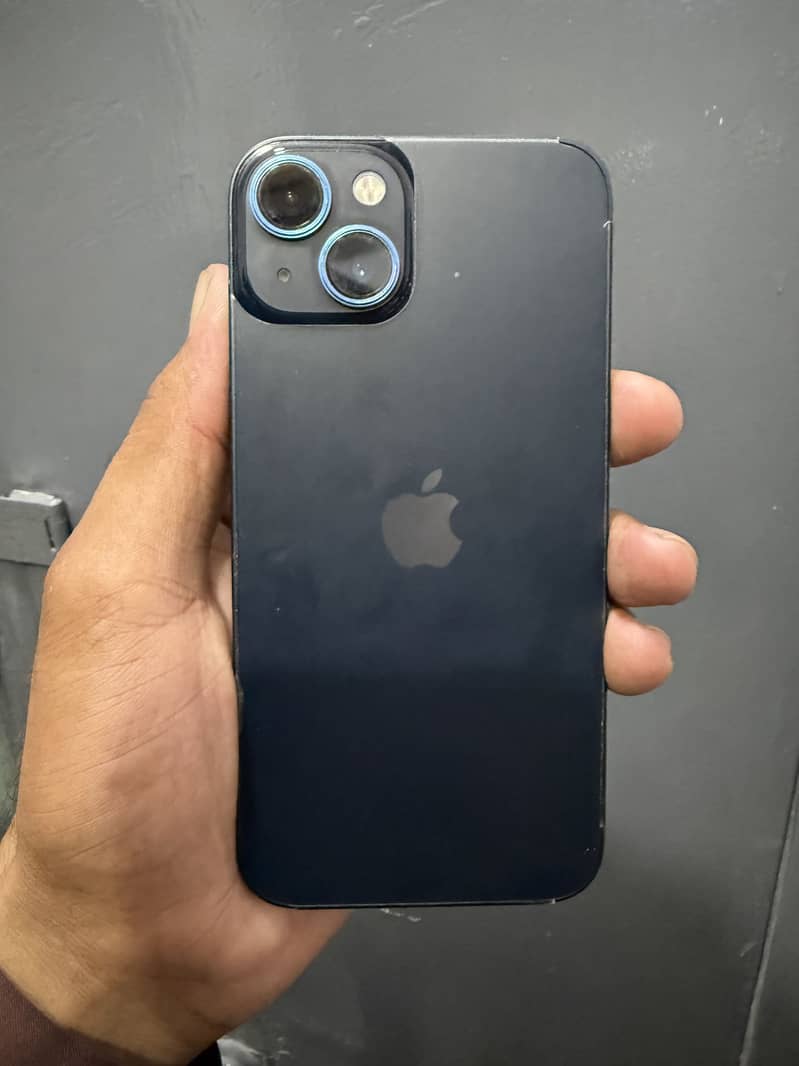 Apple iPhone 13 5