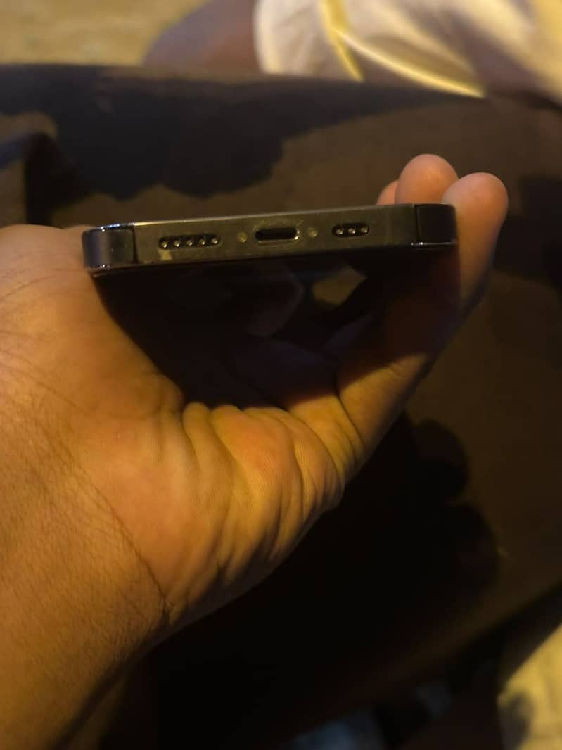 Apple iPhone 14 Pro 1