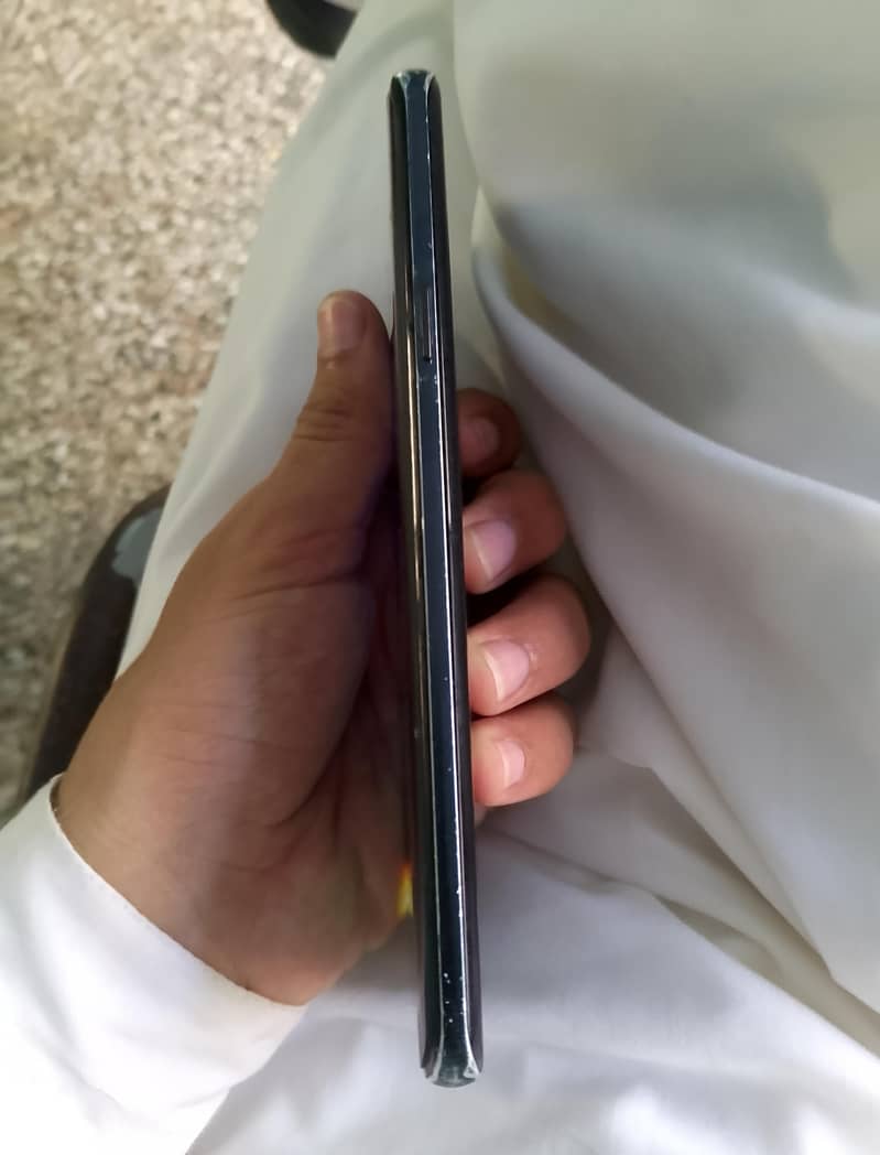 Samsung Mobile S9 Plus 1