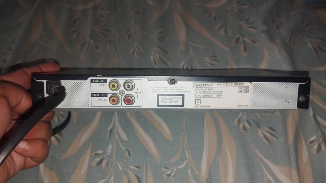 Sony CD/DVD player 1