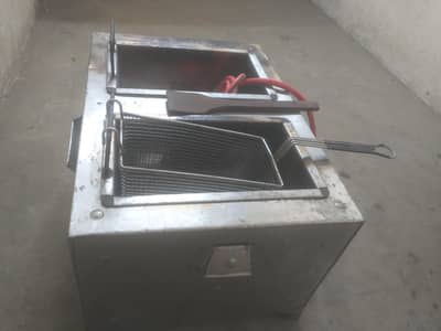 Fryer 1 basket chamcha pipe (steel Ms MOTi Chadar pr bana h)
