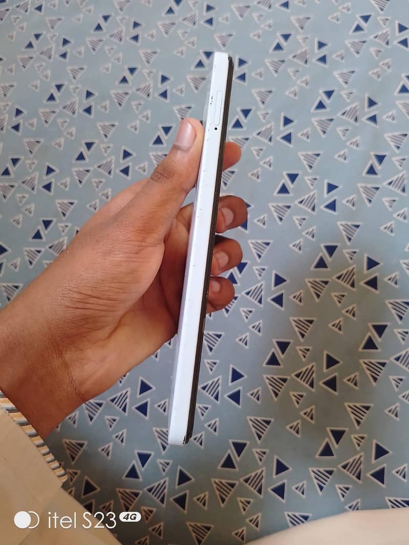 Tecno CAMON 19 Neo 4