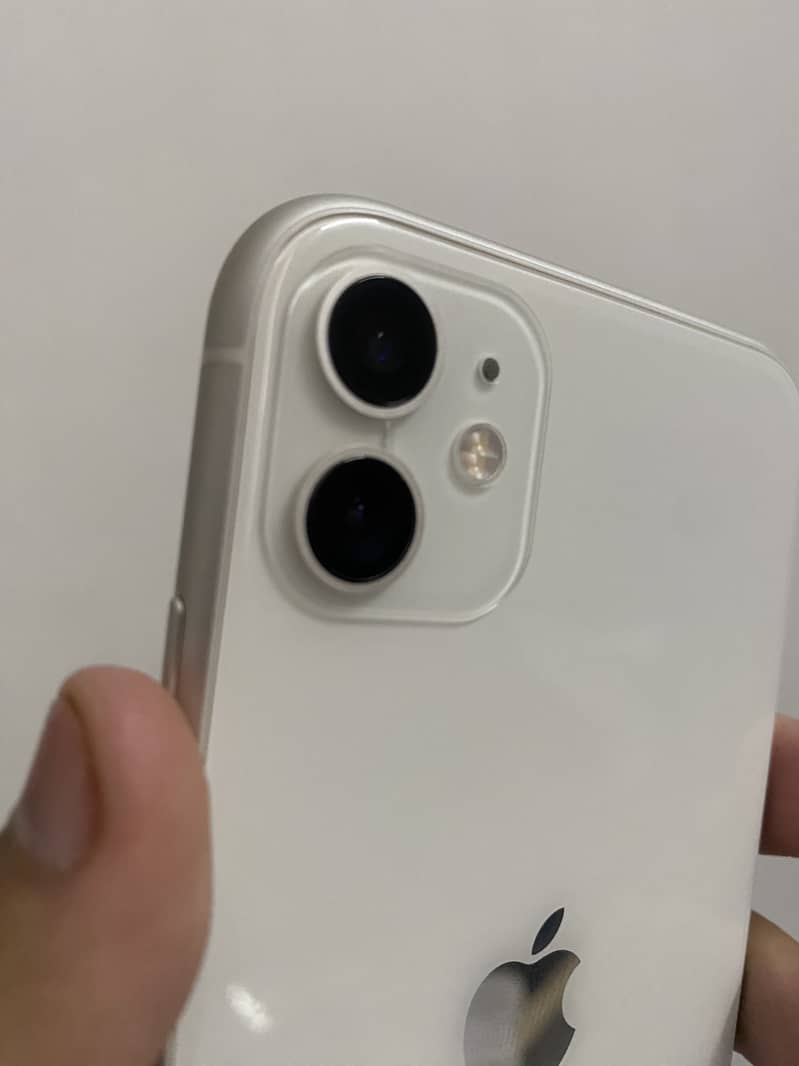 Apple iPhone 11 6