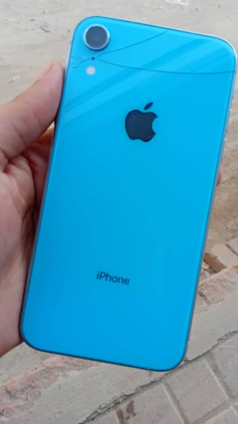 Apple iPhone XR 1