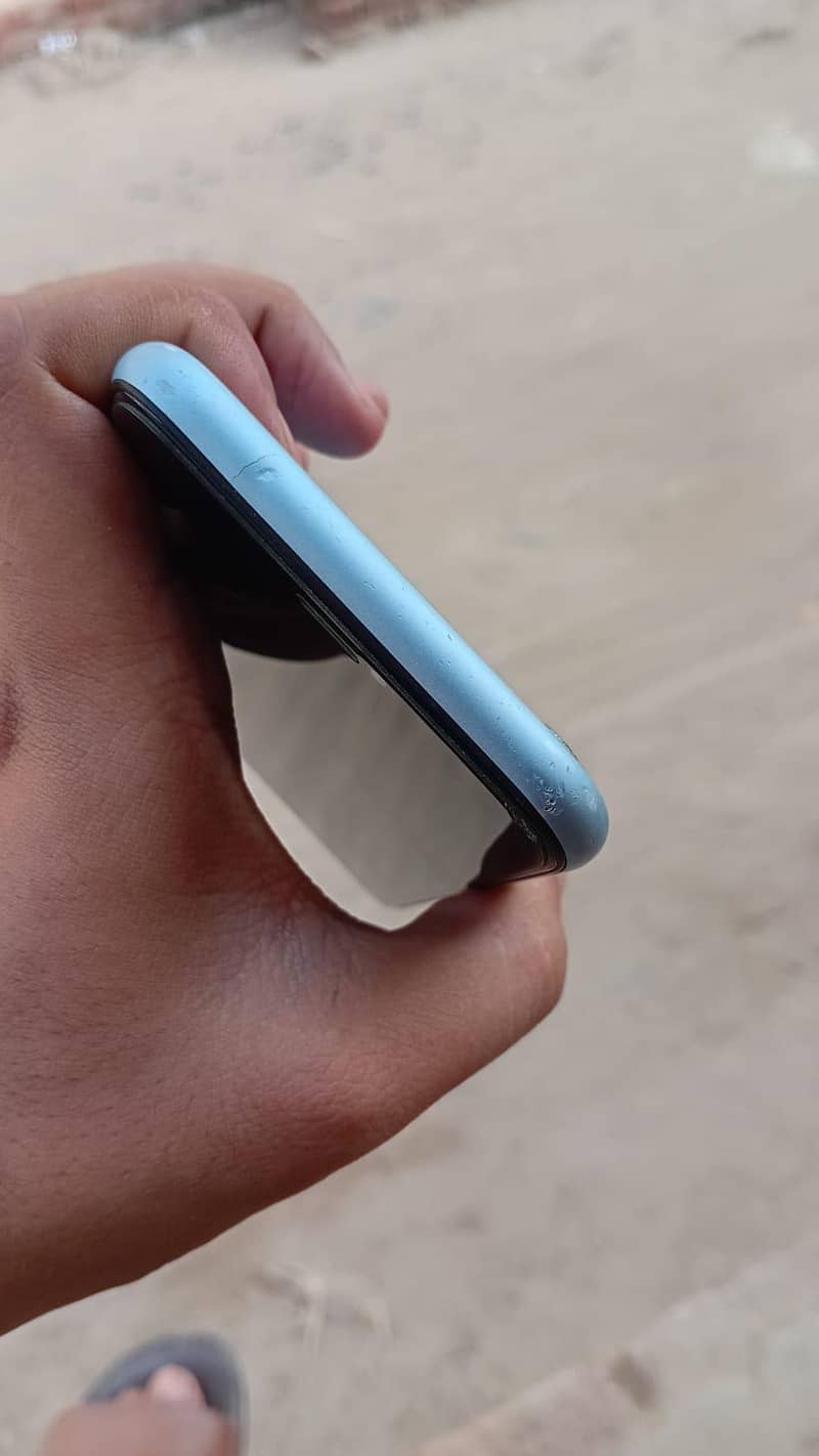 Apple iPhone XR 3